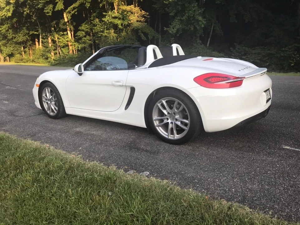 2014 Porsche 981 Boxster - Image 19 of 31