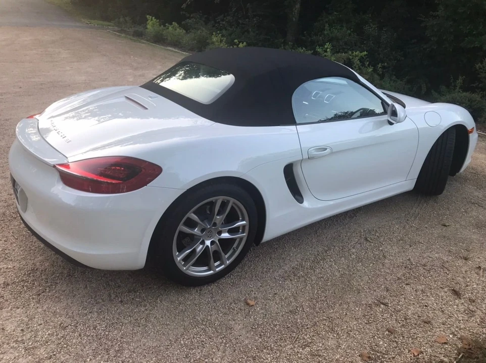 2014 Porsche 981 Boxster - Image 12 of 31