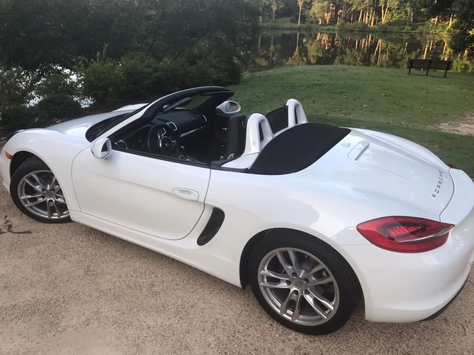 2014 Porsche 981 Boxster - Image 9 of 31