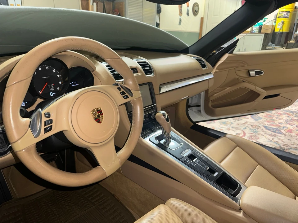 2014 Porsche 981 Boxster - Image 6 of 10