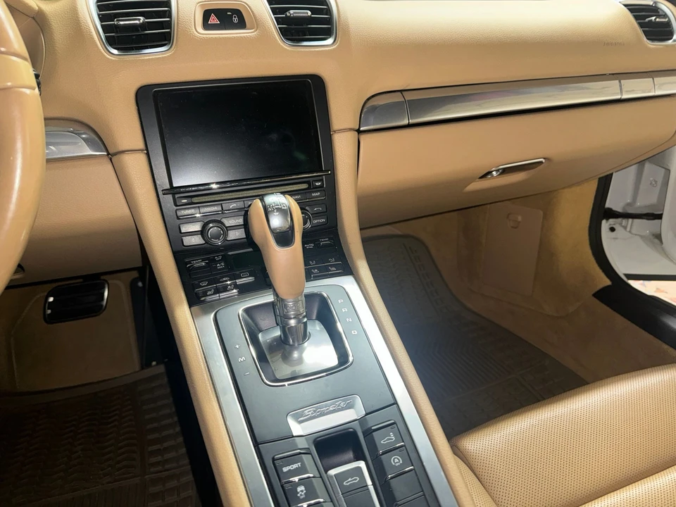 2014 Porsche 981 Boxster - Image 8 of 10