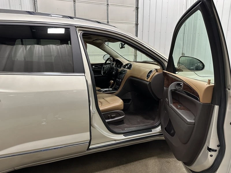 2014 Buick Enclave - Image 19 of 21