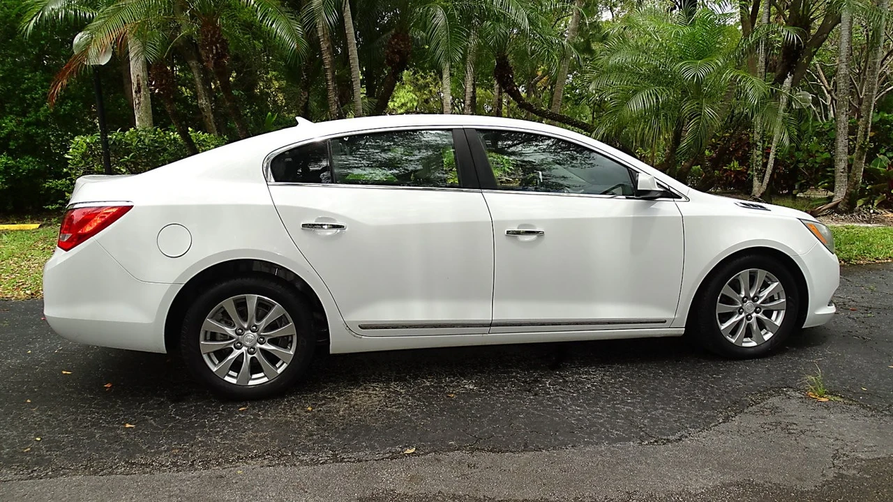 2014 Buick LaCrosse - Image 4 of 21