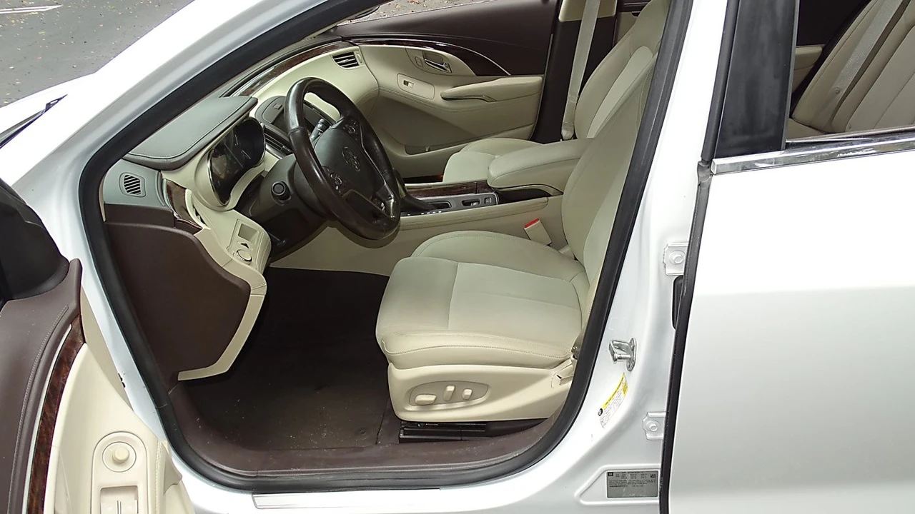 2014 Buick LaCrosse - Image 11 of 21