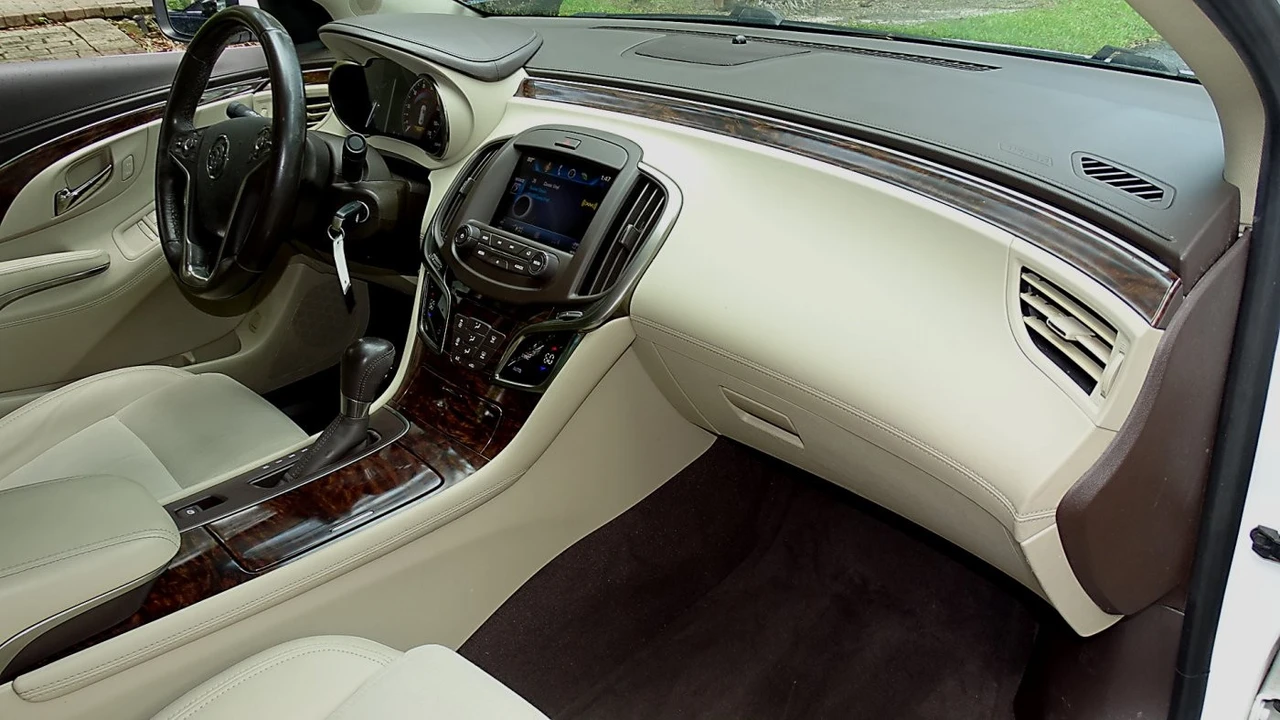 2014 Buick LaCrosse - Image 15 of 21