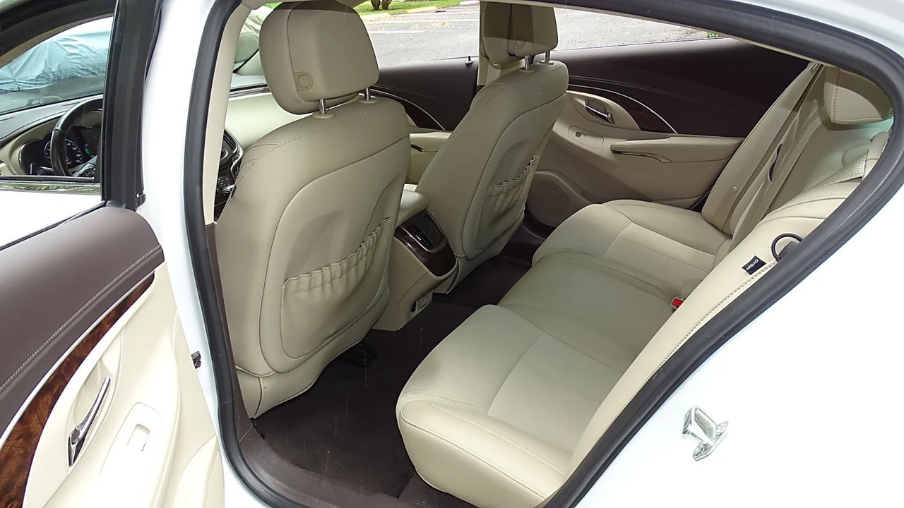 2014 Buick LaCrosse - Image 19 of 21