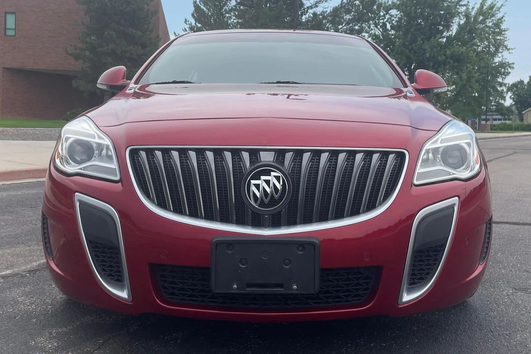 2014 Buick Regal - Image 2 of 31
