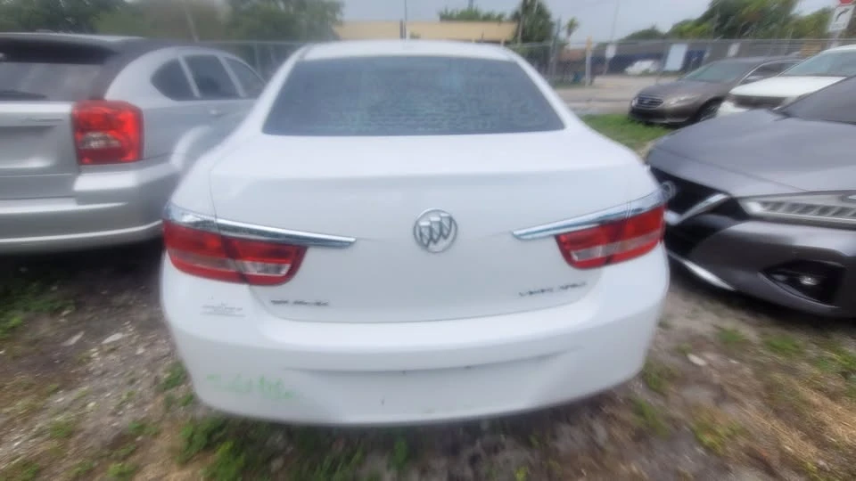2014 Buick Verano - Image 8 of 10