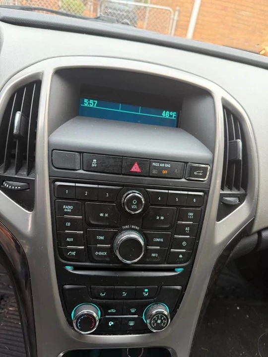 2014 Buick Verano - Image 7 of 11