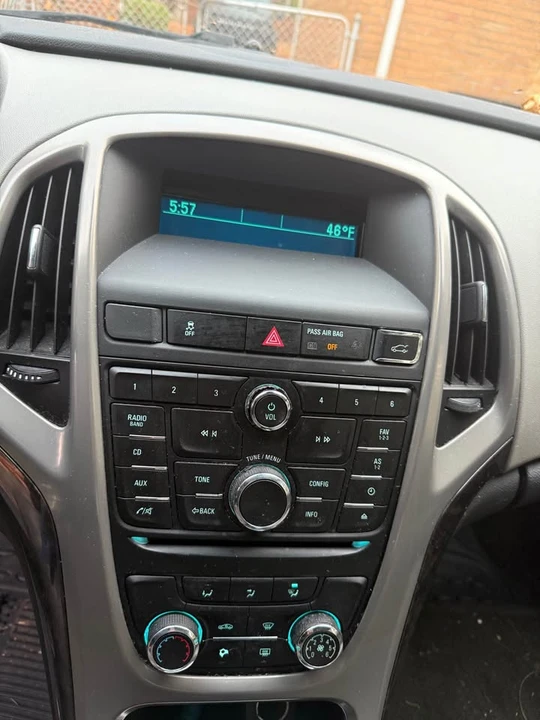 2014 Buick Verano - Image 7 of 11