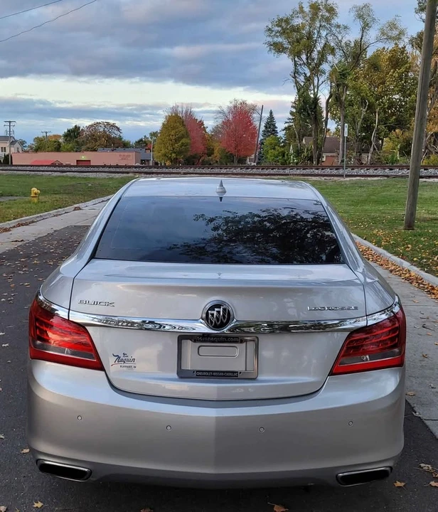 2014 Buick LaCrosse - Image 2 of 18