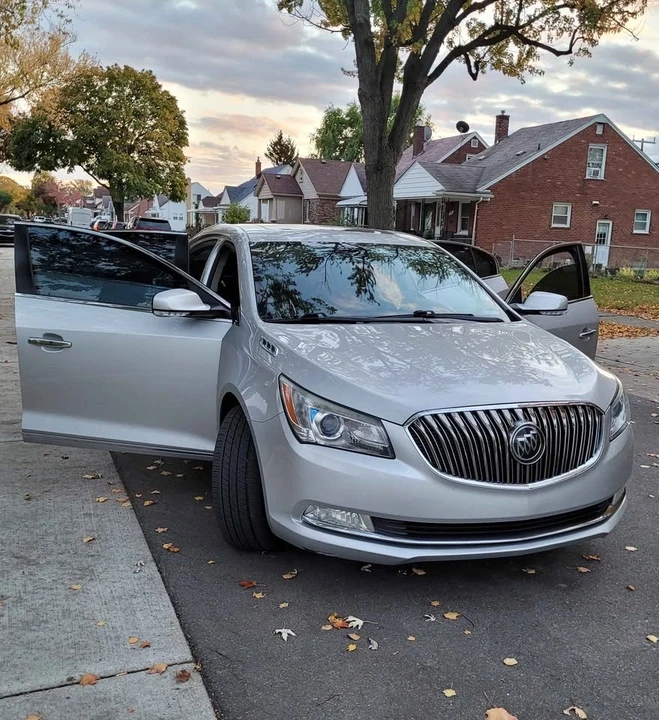 2014 Buick LaCrosse - Image 9 of 18