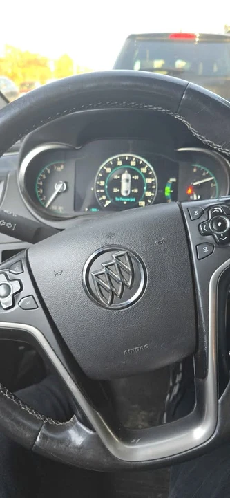 2014 Buick LaCrosse - Image 5 of 10