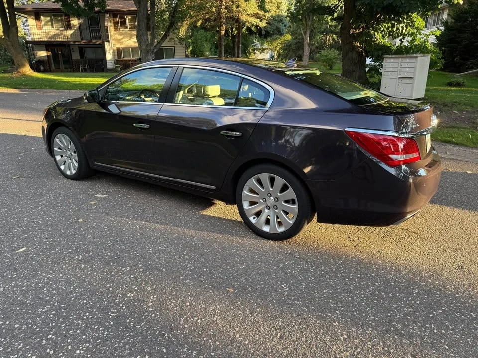 2014 Buick LaCrosse - Image 2 of 8