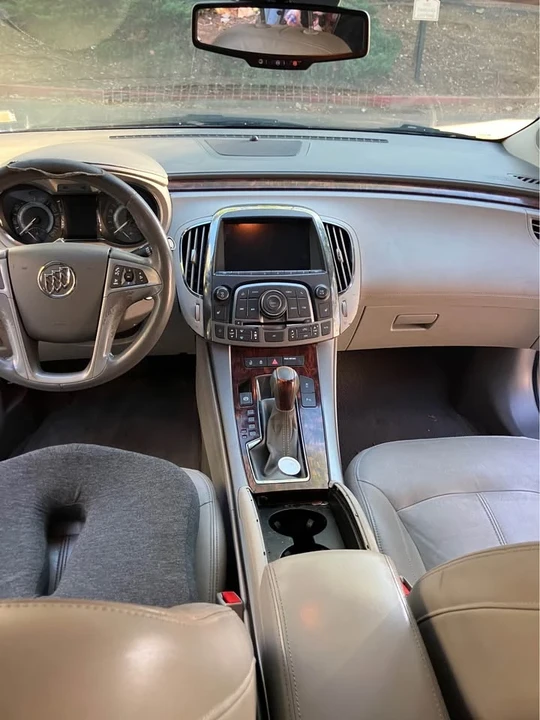 2014 Buick LaCrosse - Image 2 of 11