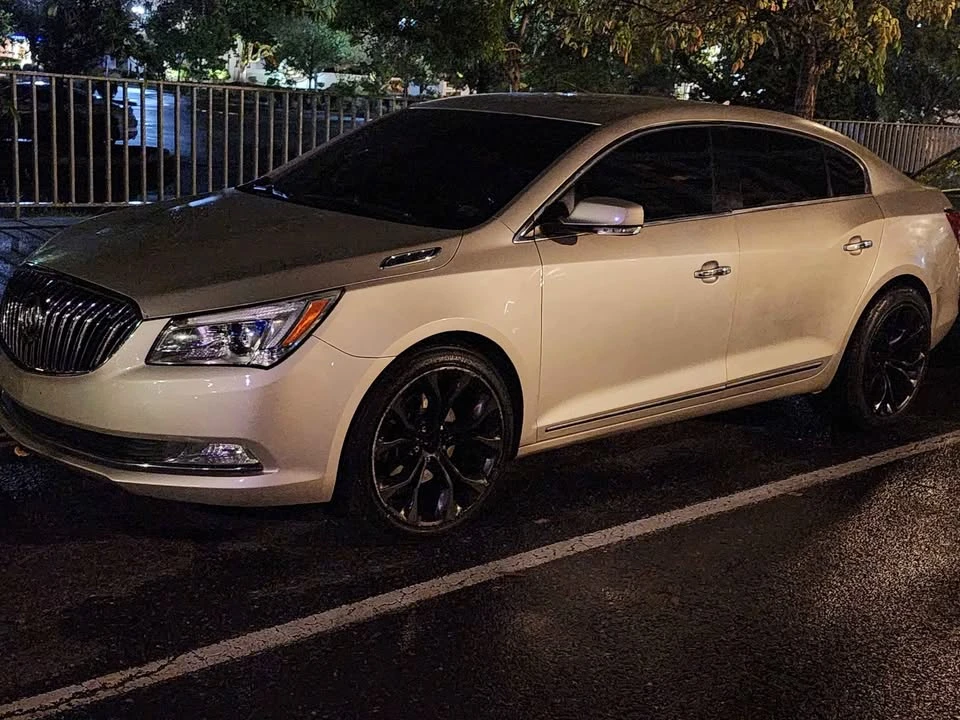 2014 Buick LaCrosse - Image 8 of 11