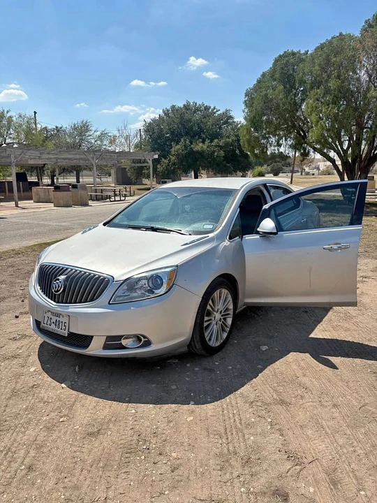 2014 Buick Verano - Image 2 of 11