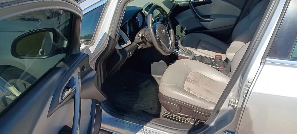 2014 Buick Verano - Image 11 of 14