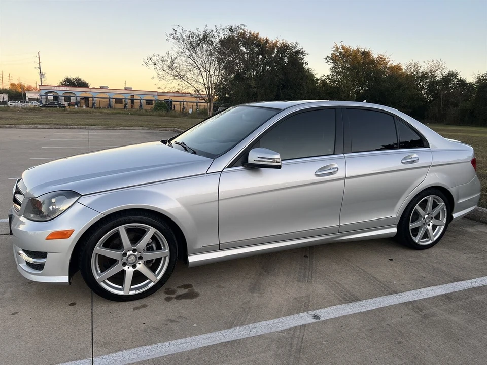 2014 Mercedes-Benz W204 C-Class - Image 7 of 21