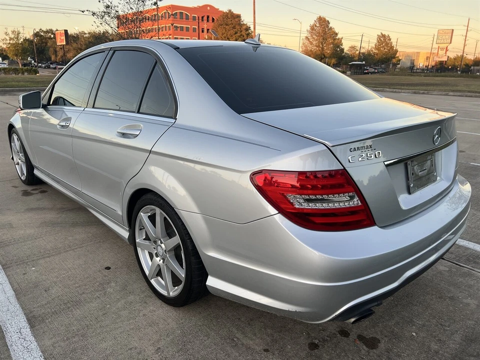 2014 Mercedes-Benz W204 C-Class - Image 9 of 21