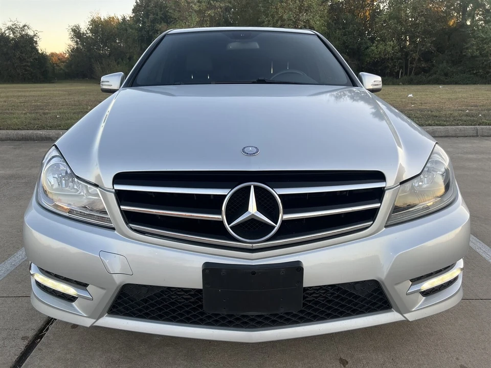 2014 Mercedes-Benz W204 C-Class - Image 3 of 21