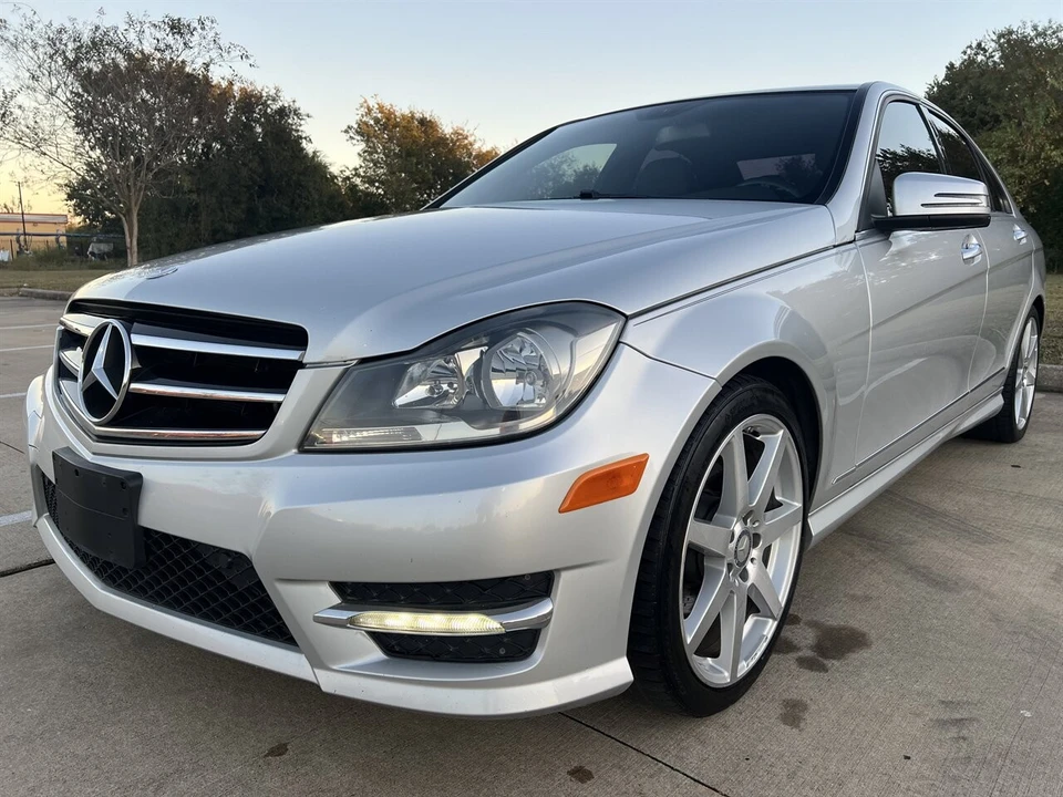 2014 Mercedes-Benz W204 C-Class - Image 5 of 21