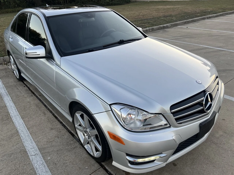 2014 Mercedes-Benz W204 C-Class - Image 16 of 21
