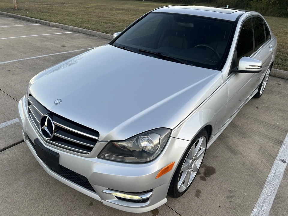 2014 Mercedes-Benz W204 C-Class - Image 17 of 21