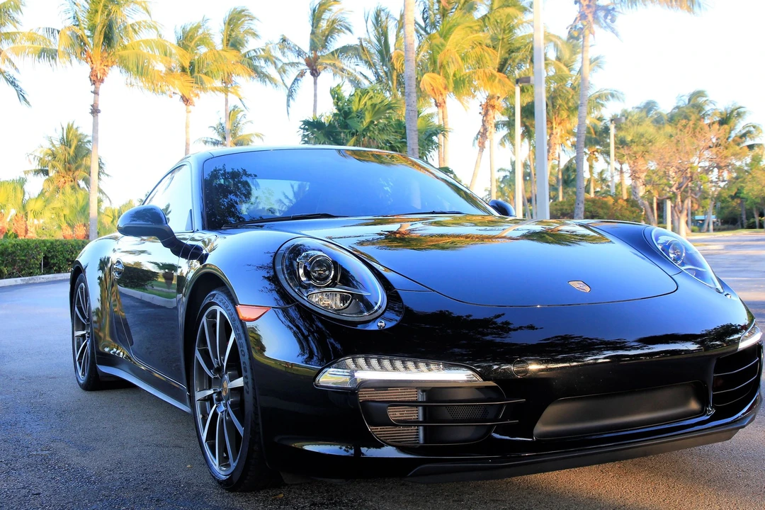 2014 Porsche 991 Carrera 4S - Image 2 of 8