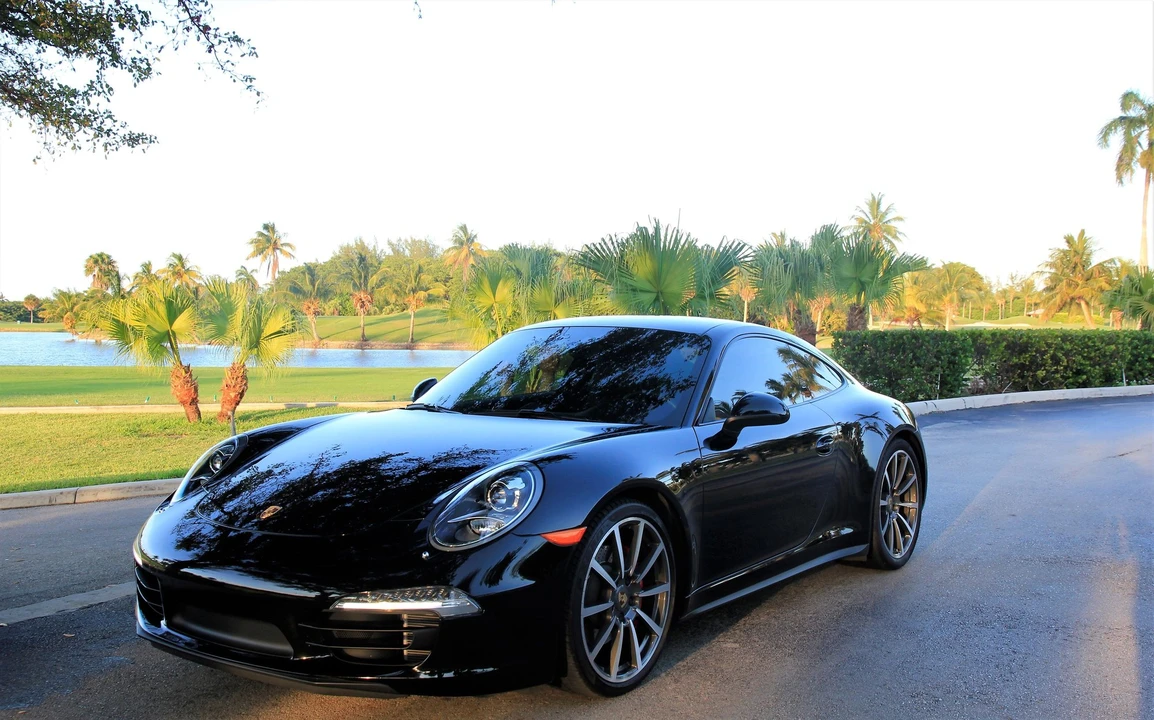 2014 Porsche 991 Carrera 4S - Image 5 of 8