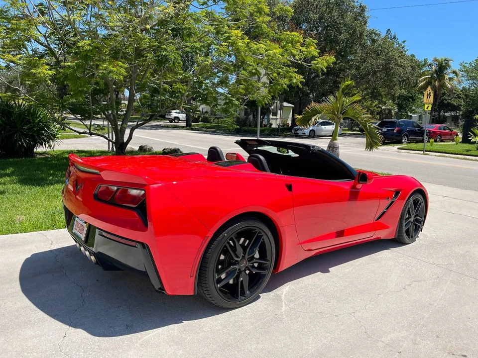 2014 Chevrolet Corvette C7 - Image 2 of 12