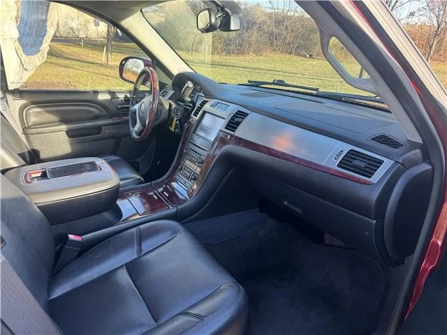 2014 Cadillac Escalade & EXT 3rd Gen - Image 18 of 21