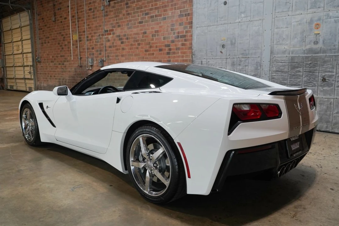 2014 Chevrolet Corvette C7 - Image 9 of 31