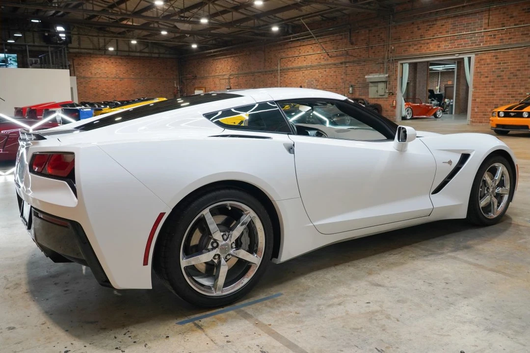 2014 Chevrolet Corvette C7 - Image 14 of 31