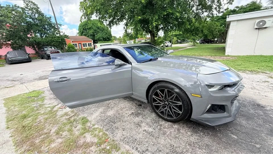 2014 Chevrolet Camaro 5th Gen - Image 2 of 10