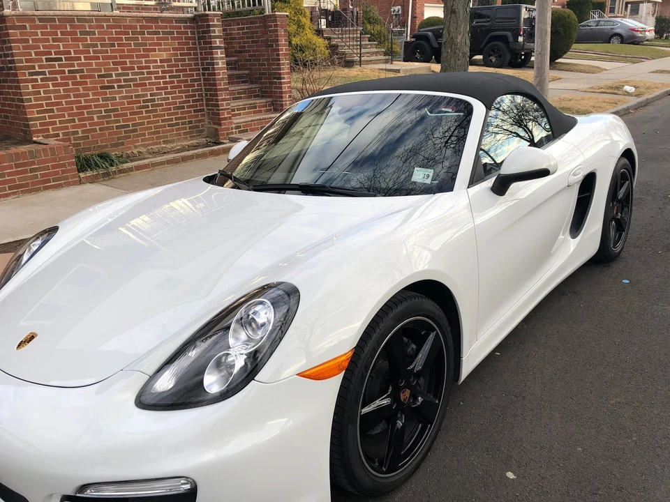 2014 Porsche 981 Boxster - Image 11 of 12