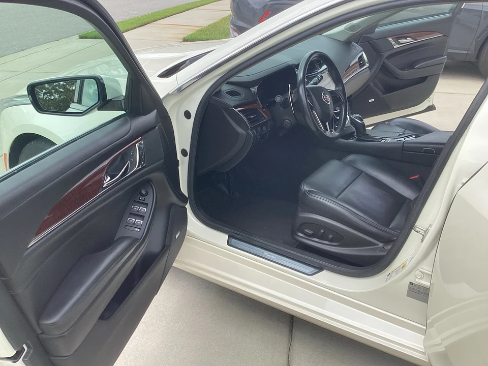 2014 Cadillac CTS 3rd Gen - Image 12 of 13