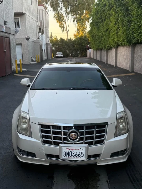 2014 Cadillac CTS 2nd Gen - Image 2 of 11