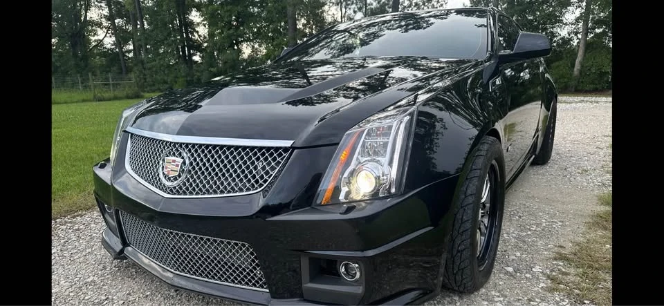 2014 Cadillac CTS-V 2nd Gen - Image 2 of 8