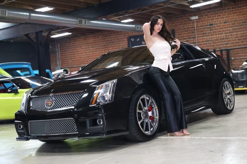 2014 Cadillac CTS-V 2nd Gen - Image 2 of 31
