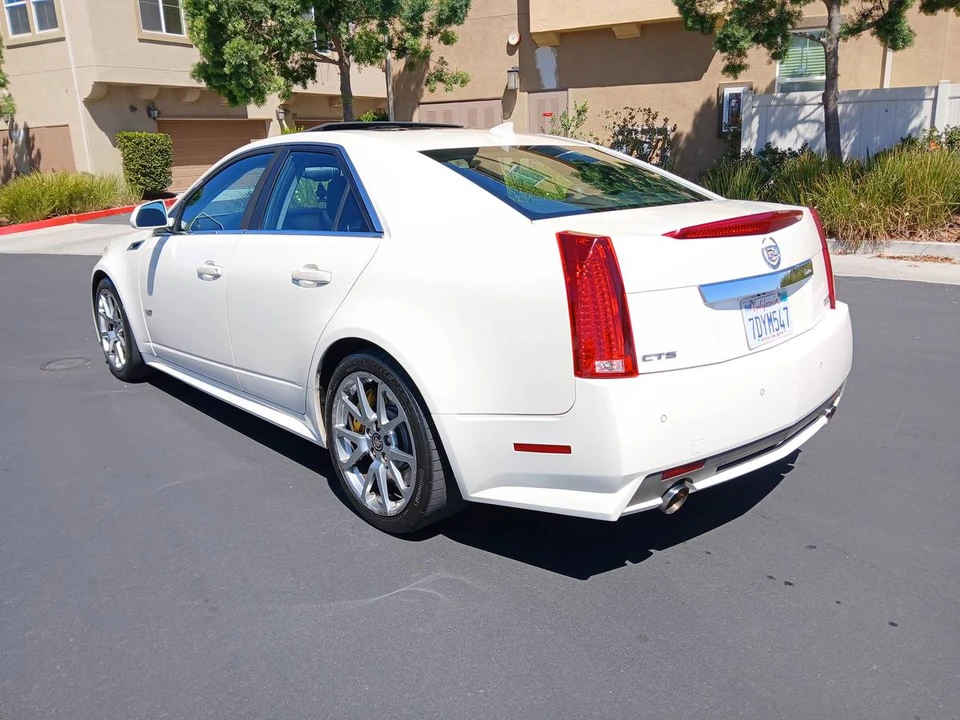 2014 Cadillac CTS-V 2nd Gen - Image 4 of 24