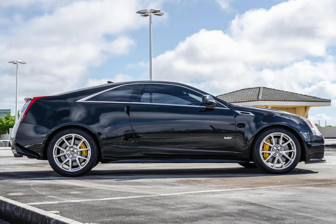 2014 Cadillac CTS-V 2nd Gen - Image 3 of 31