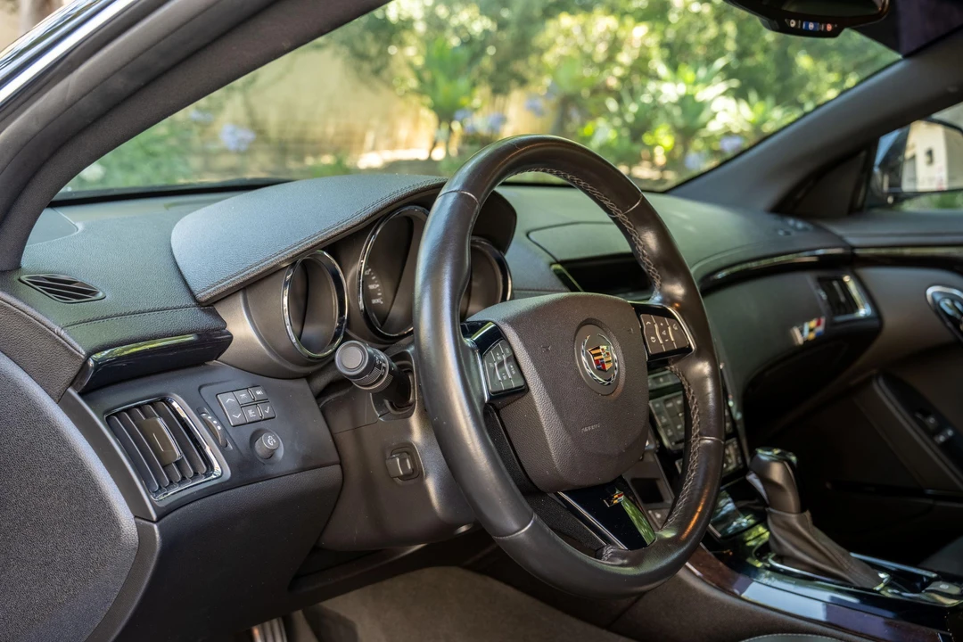 2014 Cadillac CTS-V 2nd Gen - Image 28 of 31