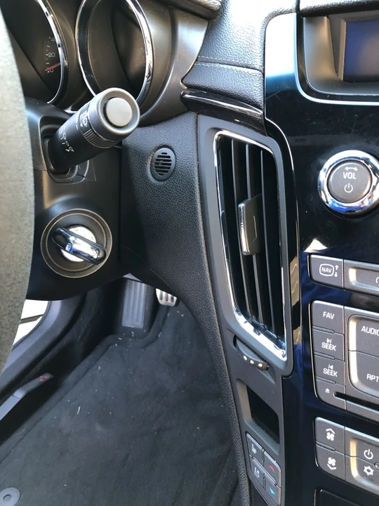 2014 Cadillac CTS-V 2nd Gen - Image 25 of 31