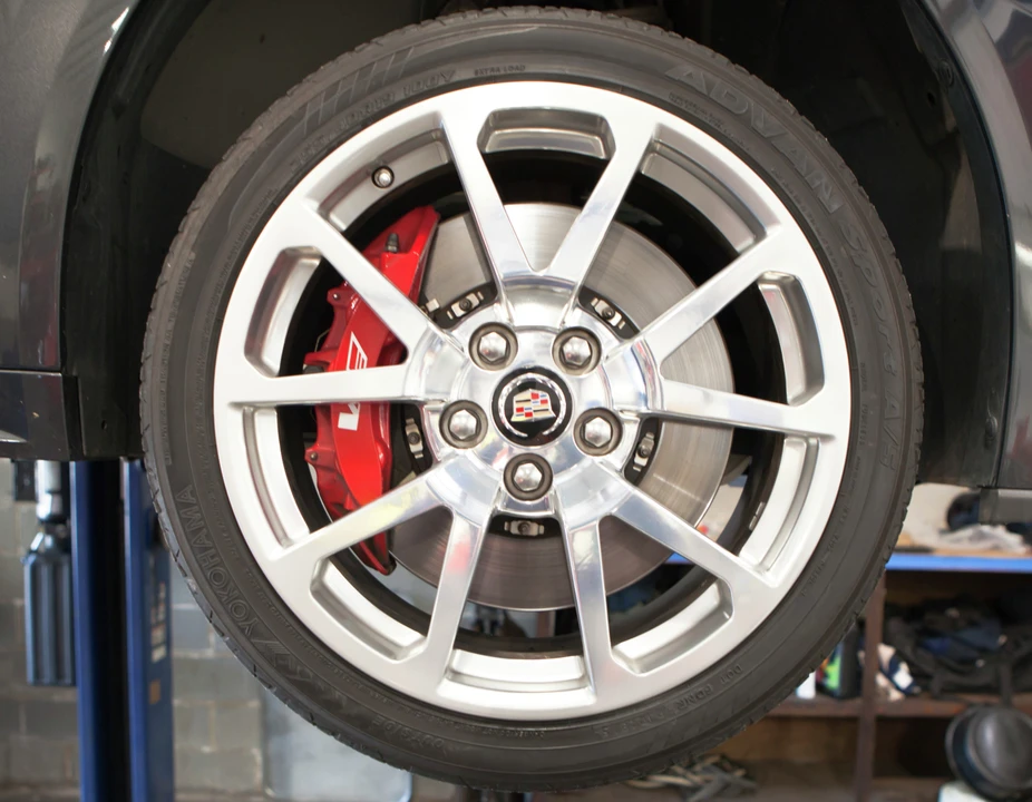 2014 Cadillac CTS-V 2nd Gen - Image 25 of 31