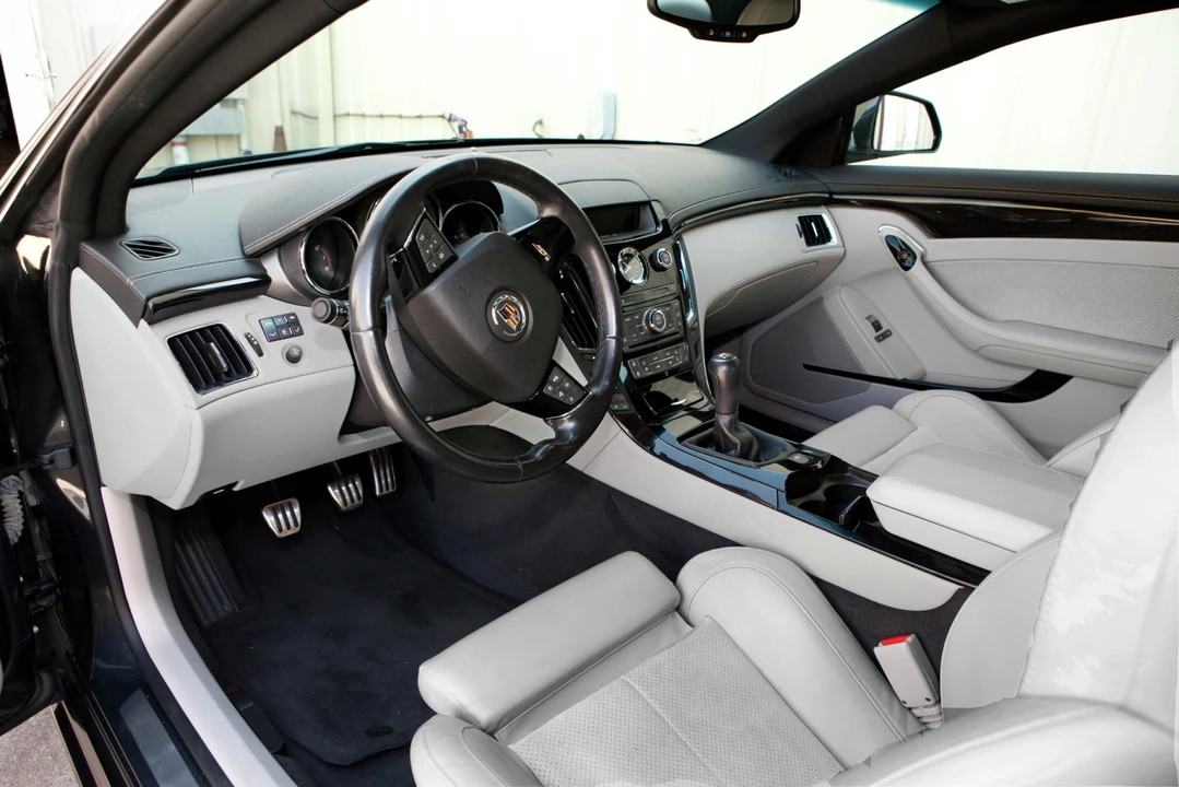 2014 Cadillac CTS-V 2nd Gen - Image 27 of 31