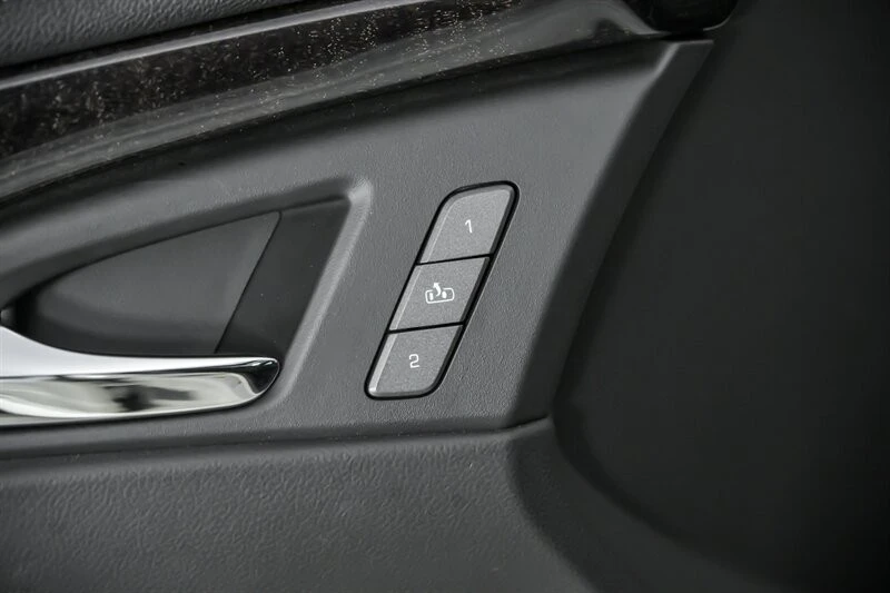 2014 Cadillac CTS-V 2nd Gen - Image 19 of 21