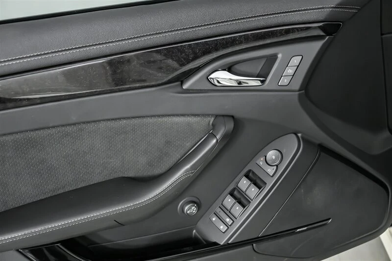 2014 Cadillac CTS-V 2nd Gen - Image 18 of 21