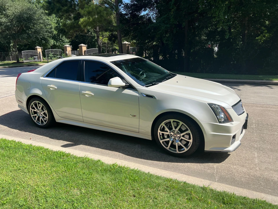 2014 Cadillac CTS-V 2nd Gen - Image 17 of 31