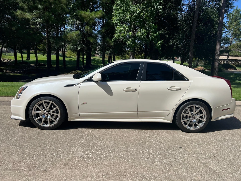 2014 Cadillac CTS-V 2nd Gen - Image 9 of 31